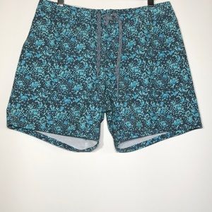 NWOT Hang Ten surf shorts with velcro back pocket